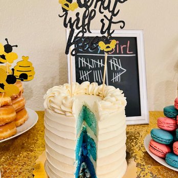 Red Dessert Dive - Gender Reveal Cake - Desserts Near Me - Houston, Texas