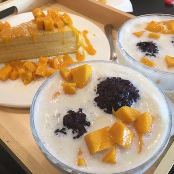 Mango Mango Dessert - Snow White Mango with black glutinous rice - Desserts Near Me - Plano, Texas