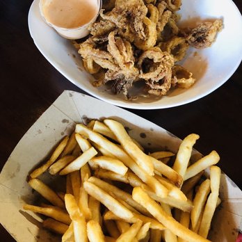 Alice's Restaurant - Calamari and large fries - Diners Near Me - Woodside, California Alice's Restaurant - Calamari and large fries - Diners Near Me - Woodside, California
