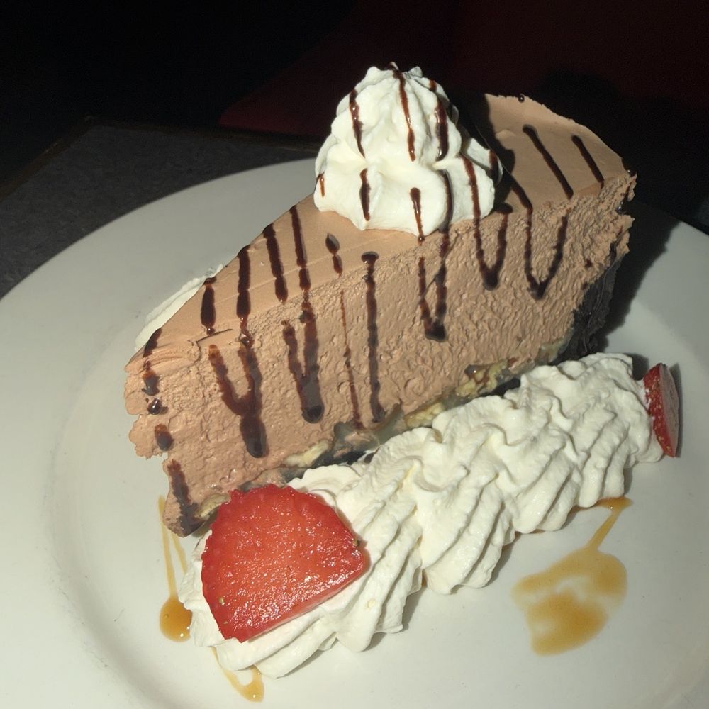 Hume Hotel - Turtle cheesecake - Hotels Near Me - Nelson, British Columbia Hume Hotel - Turtle cheesecake - Hotels Near Me - Nelson, British Columbia