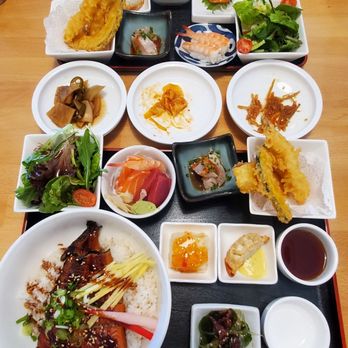 Hiyori - Eel lunch box & Sashimi lunch box. - Japanese Near Me - Cypress, California Hiyori - Eel lunch box & Sashimi lunch box. - Japanese Near Me - Cypress, California