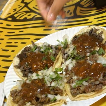 Izzy’s Tacos - Food Trucks Near Me - Fontana, California