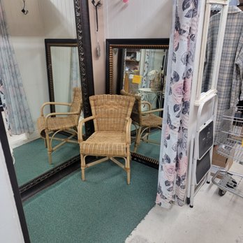 Farmers Daughter - Changing room - Specialty Food Near Me - Valley Center, California Farmers Daughter - Changing room - Specialty Food Near Me - Valley Center, California