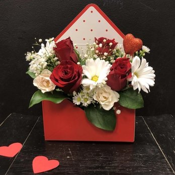 Floral Excellence - A photo of what we ordered online. - Florists Near Me - Elgin, Illinois
