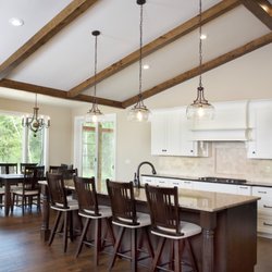 Van's Lumber & Custom Builders