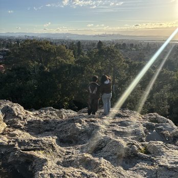Indian Rock Park - Nice sunset - Parks Near Me - Berkeley, California Indian Rock Park - Nice sunset - Parks Near Me - Berkeley, California