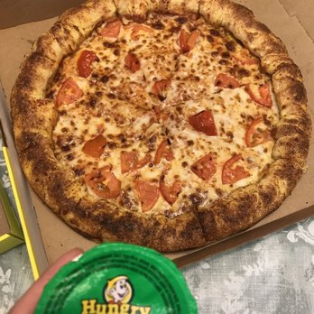 Hungry Howie's Pizza - Tomato and cheese pizza with stuffed garlic butter crust - Pizza Near Me - Las Vegas, Nevada Hungry Howie's Pizza - Tomato and cheese pizza with stuffed garlic butter crust - Pizza Near Me - Las Vegas, Nevada