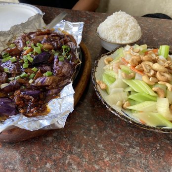 Full House Asian Cuisine - Eggplant (L) Shrimp Cashew (R) - Chinese Near Me - Ottawa, Ontario