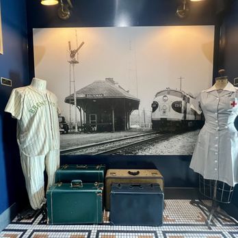 Ooltewah Whistle Stop - Upper floors and hallways feature memorabilia from bygone eras. - Sandwiches Near Me - Ooltewah, Tennessee Ooltewah Whistle Stop - Upper floors and hallways feature memorabilia from bygone eras. - Sandwiches Near Me - Ooltewah, Tennessee
