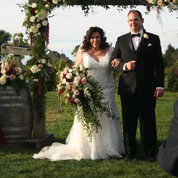 Wild Orchid Custom Floral Designs - Florists Near Me - Elburn, Illinois Wild Orchid Custom Floral Designs - Florists Near Me - Elburn, Illinois