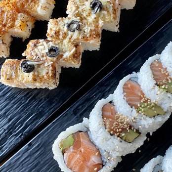 Green Leaf Cafe - Sushi Bars Near Me - Burnaby, British Columbia