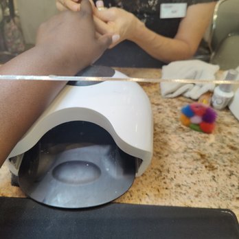 Escape Salon & Day Spa - Hair Salons Near Me - Manassas, Virginia