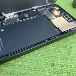 iMobile Calgary - IPhone 13 defective battery
