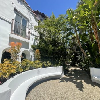Sunset Marquis - Hotels Near Me - West Hollywood, California