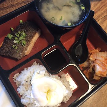 Fond - Poki - Asian Fusion Near Me - Lahaina, Hawaii