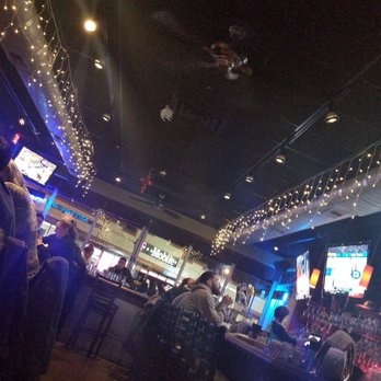 City Tap & Grill - Love the dark atmosphere with the strong lights! - Burgers Near Me - Norridge, Illinois City Tap & Grill - Love the dark atmosphere with the strong lights! - Burgers Near Me - Norridge, Illinois
