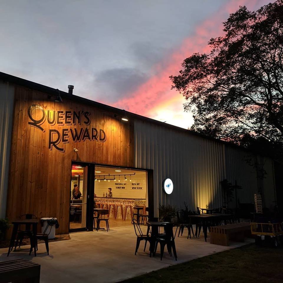 Queen's Reward Meadery Logo
