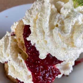 Sweet Lake Biscuits & Limeade - Strawberry Tall Cake (minus the strawberries) - Breakfast & Brunch Near Me - Draper, Utah Sweet Lake Biscuits & Limeade - Strawberry Tall Cake (minus the strawberries) - Breakfast & Brunch Near Me - Draper, Utah