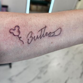 Lily Tattoo - Tattoo Near Me - Bunnell, Florida