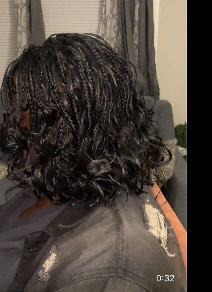Braids By Aji Logo