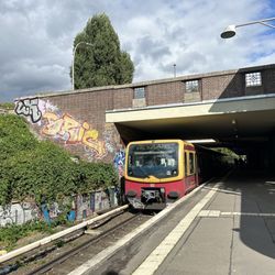 S-Bhf. Sundgauer Straße - S1 Richtung Wannsee