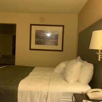 Ramada by Wyndham Flagstaff East - The room by itself - Hotels Near Me - Flagstaff, Arizona