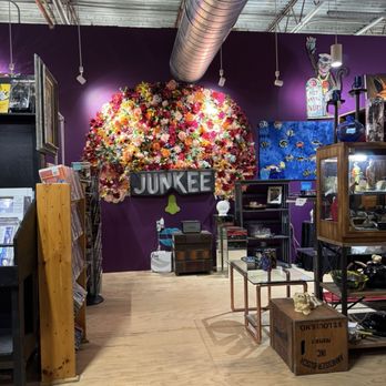 Uncle Junkee - Inside - Used, Vintage & Consignment Near Me - Reno, Nevada