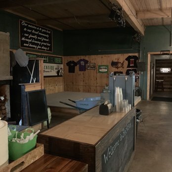 Backside Brewing - Small stage - Breweries Near Me - Roseburg, Oregon Backside Brewing - Small stage - Breweries Near Me - Roseburg, Oregon