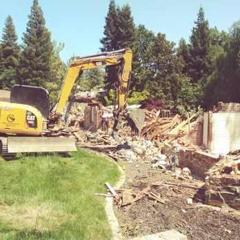 Gml Custom Grading - Here is Dan taking the house down to rebuild the new one. Excellent job! - Excavation Services Near Me - Newcastle, California Gml Custom Grading - Here is Dan taking the house down to rebuild the new one. Excellent job! - Excavation Services Near Me - Newcastle, California