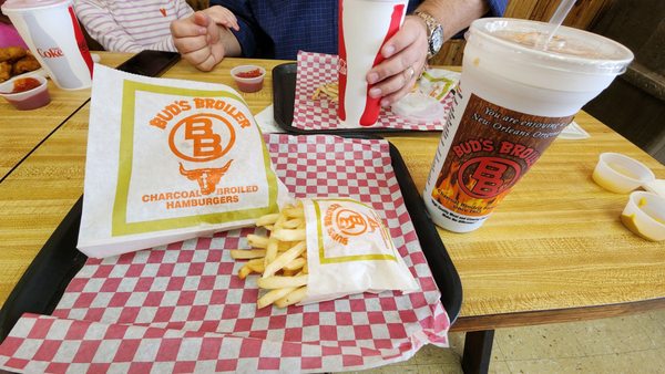 Bud's Broiler by null