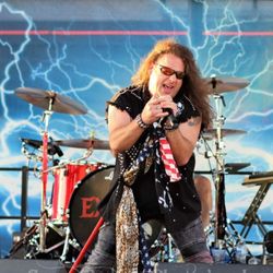 DC 13 Classic Rock Band - Rock The Mall at Fresno State!