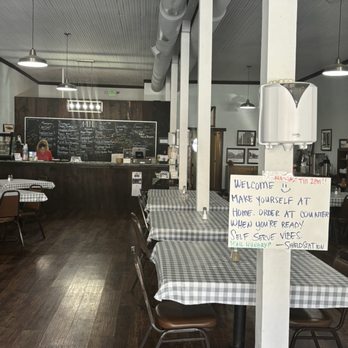 Shield Station - Inside - Breakfast & Brunch Near Me - Santa Anna, Texas
