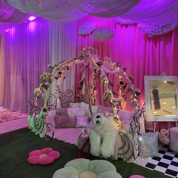 Storybook Station - Venues & Event Spaces Near Me - Kaneohe, Hawaii Storybook Station - Venues & Event Spaces Near Me - Kaneohe, Hawaii