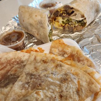 Mendoza’s Coffee - Sausage breakfast burrito with pickled jalepeño Chorizo quesadilla - Coffee & Tea Near Me - Sun Valley, Nevada