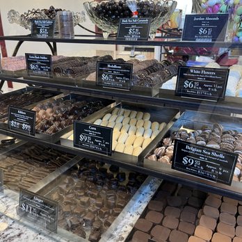 Osage River Popcorn Company - a variety of chocolates - Gelato Near Me - Lake Ozark, Missouri Osage River Popcorn Company - a variety of chocolates - Gelato Near Me - Lake Ozark, Missouri