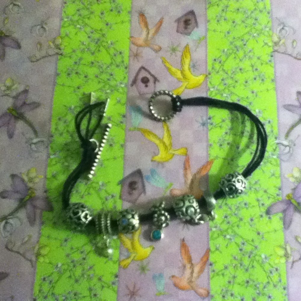 Nothing says love like ... well, love but a Pandora bracelet is pretty close Nothing says love like ... well, love but a Pandora bracelet is pretty close