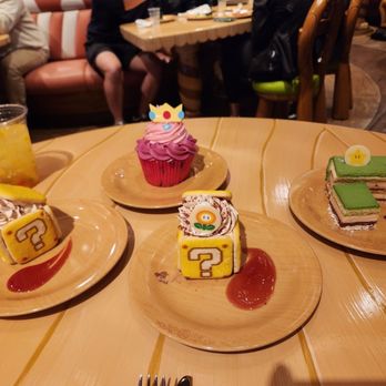 Toadstool Cafe - Decent deserts. - Cafes Near Me - Universal City, California