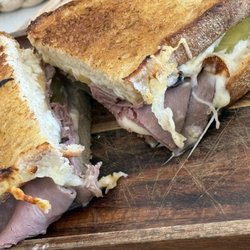 The Lighthouse Boutique Hotel - Roast beef