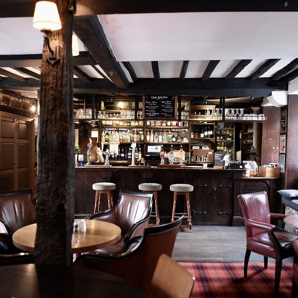 The Noel Arms - Our inside dining room - Hotels Near Me - Chipping Campden, GLS