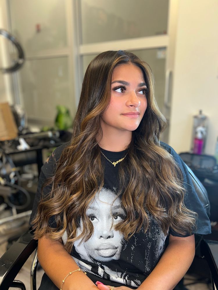 MJ Hairstylist Logo