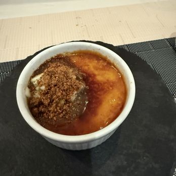 Bare Bones Eatery - Crème brûlée with apple butter, caramelized, apples, and shortbread crumbles AMAZING!!! - American Near Me - Pismo Beach, California Bare Bones Eatery - Crème brûlée with apple butter, caramelized, apples, and shortbread crumbles AMAZING!!! - American Near Me - Pismo Beach, California