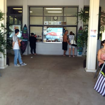 Barefoot Beach Cafe - Absolutely tons of attitude from the people here.   Avoid. - Breakfast & Brunch Near Me - Honolulu, Hawaii