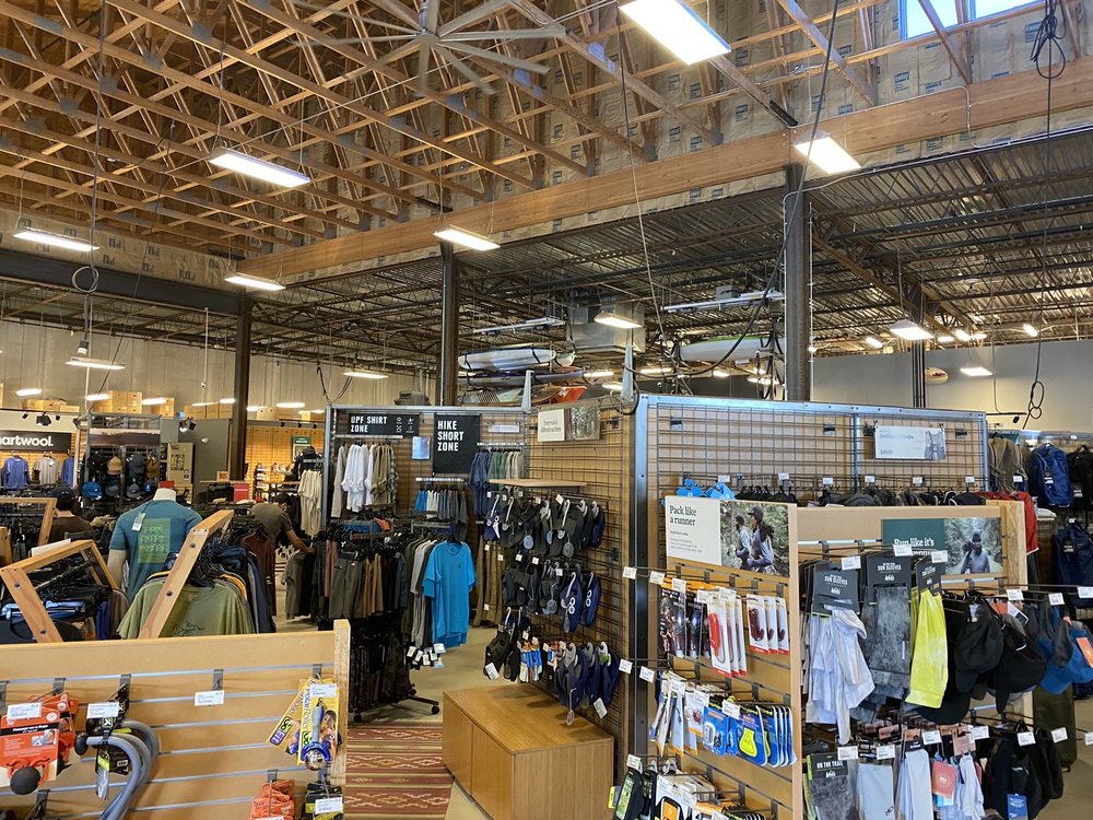 REI Updated February 2025 28 Photos 60 Reviews 13100 W Capitol