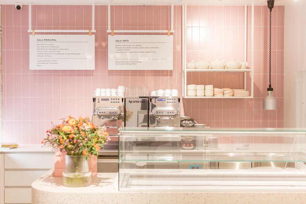 Miss Pavlova Maison — Ribeira