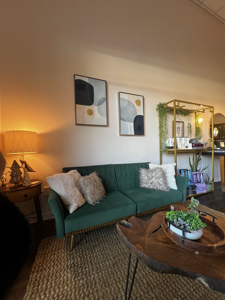 Valhalla Salon Image
