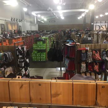 DSW Designer Shoe Warehouse - Store - Shoe Stores Near Me - Northridge, California