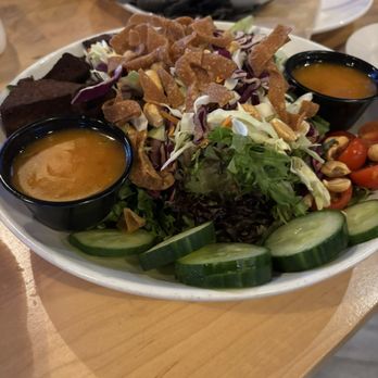 Upland Brewing - Carmel - Thai Tofu Salad - Breweries Near Me - Carmel, Indiana