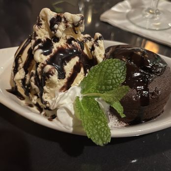 Buonarroti Ristorante - Chocolate Lava Cake - Italian Near Me - Lincoln, California