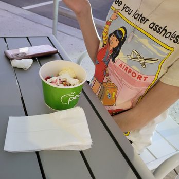 Peachwave of El Paso - a woman eating a bowl of ice cream - Ice Cream & Frozen Yogurt Near Me - El Paso, Texas Peachwave of El Paso - a woman eating a bowl of ice cream - Ice Cream & Frozen Yogurt Near Me - El Paso, Texas