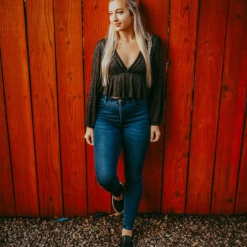 Katie Iredale Photography - Session Photography Near Me